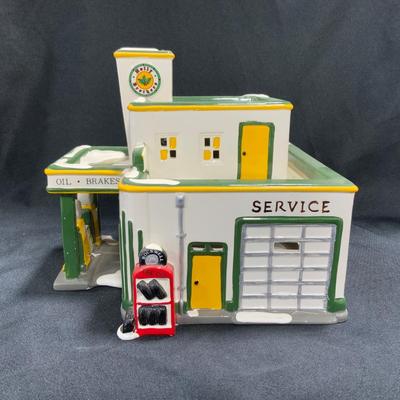 Lot 18 | Holly Brothers Garage