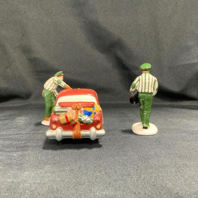 Lot 19 | Service with a Smile