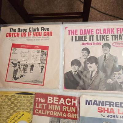 Large lot Vinyl Records 45 RPM Yardbirds Lightfoot Dave Clark Five Beach Boys