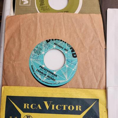 Large Lot Vinyl Records 45 RPM Motown Zombies Beach Boys Slim Harpo Moms Mabley Stylistics
