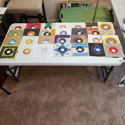 Large Lot Vinyl Records 45 RPM Motown Zombies Beach Boys Slim Harpo Moms Mabley Stylistics