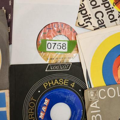 Large Lot Vinyl Records 45 RPM Motown Zombies Beach Boys Slim Harpo Moms Mabley Stylistics