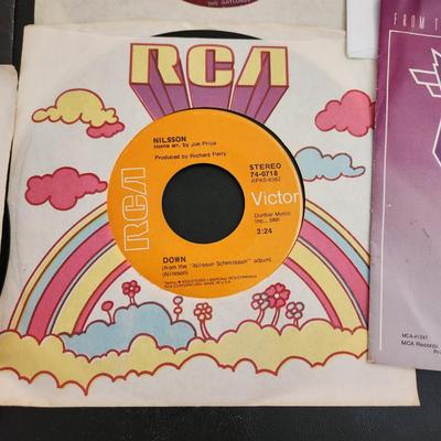Another Large Lot of Vinyl Records 45 RPM Edgar Winter Carpenters, CSNY , Barbarians , 5th Dimensions & More See pic