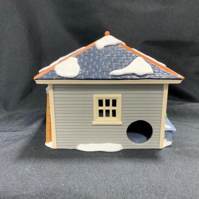 Lot 26 | …Another Man’s Treasure Garage