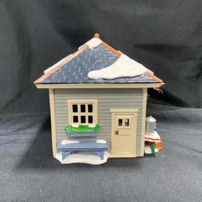 Lot 26 | …Another Man’s Treasure Garage