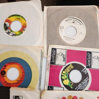 Lot of Vinyl Records 45 RPM Records Happenings Sonny & Cher Zombies Uncle Jack Mocedades