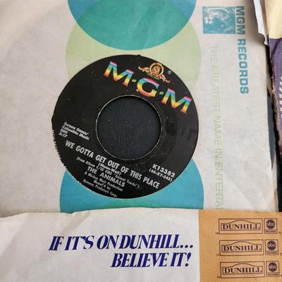 Lot of Vinyl Records 45 RPM Rolling Stones Mama Cass CCR Animals James Taylor Argent Eagles