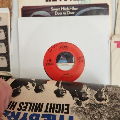 Vinyl Records 45RPM Lot Elvis Tremeloes Bread The Byrds Oliver Chuck Berry Zombies