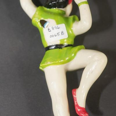 CERAMIC ARTS STUDIO MADISON, WI 1942-1956 "JACK IN THE BEANSTALK" WALL PLAQUE. 6"
