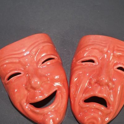 CERAMIC ARTS STUDIO MADISON, WI 1942-1956 COMEDY AND TRAGEDY FACE WALL PLAQUES IN DARK SALMON COLOR
