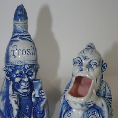 ANTIQUE GERMAN BLUE & WHITE PORCELAIN CHARACTER LIQUIOR BOTTLE & MATCH KEEP/STRIKE