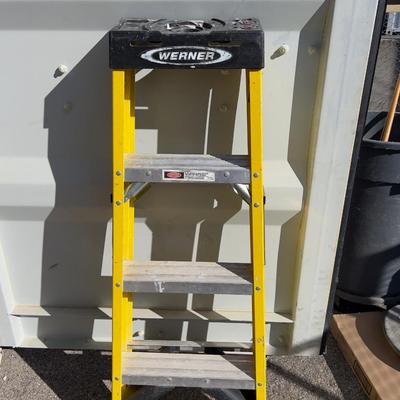 Werner 4 Foot Step Ladder, YELLOW