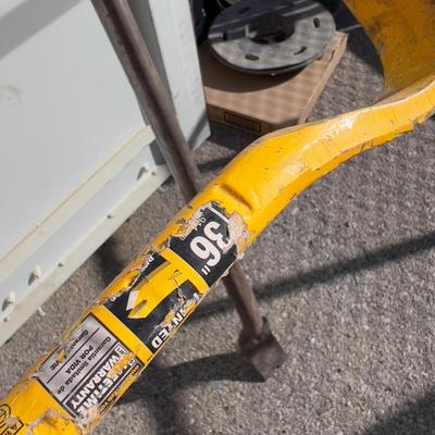 Heavy Prey Bar and a Wrecking Bar