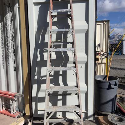 8 foot Husky Step Ladder 