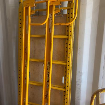 PRO-JAX Rolling Scaffolding with Set of Wheels. 