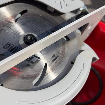 Milwaukee 7-1/4" Circular Saw with Hard Case 