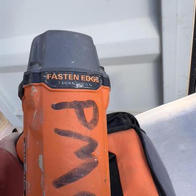 Ridgid 1/4" Crown Stapler 18 Guage with Soft Case