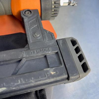 Ridgid 1/4" Crown Stapler 18 Guage with Soft Case