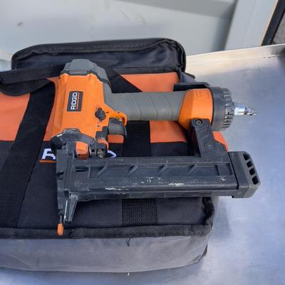 Ridgid 1/4" Crown Stapler 18 Guage with Soft Case