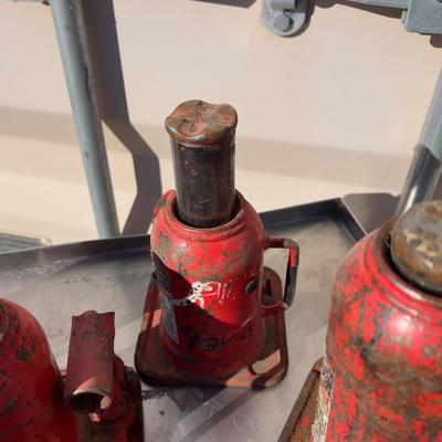 (4) Bottle Jacks 