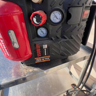 Air Boss 1-1/2 Gallon Compressor 