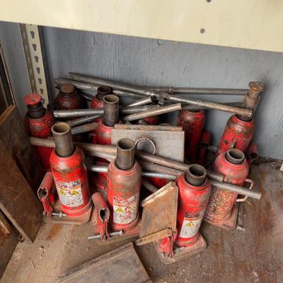 The Rest of the BOTTLE Jacks! 