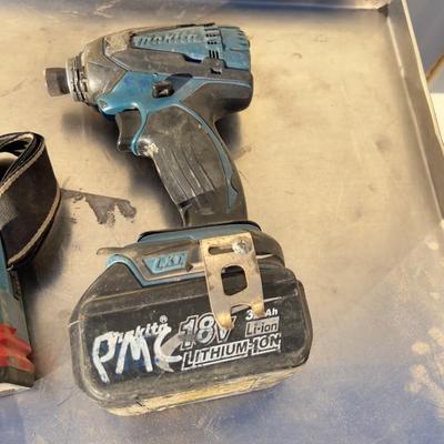 Makita 18 VOLT Impact Drivers (2) 
