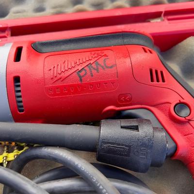 Milwaukee Sharp Fire Screw Gun with Hard Case 
