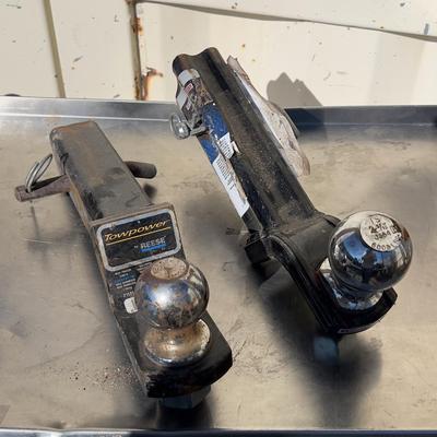 2 Receiver Hitches: 2" and 2-5/16th" 