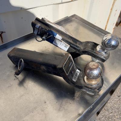 2 Receiver Hitches: 2" and 2-5/16th" 