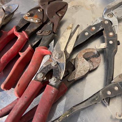 Tin Snips and Metal Cutters, in a blue tote