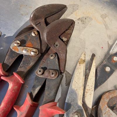 Tin Snips and Metal Cutters, in a blue tote