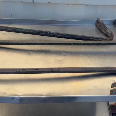(3) Wrecking Bars 