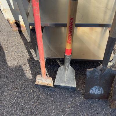 2 Scrapers and 2 Shovels (short)