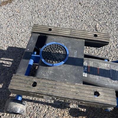 4500 Pound Floor Jack