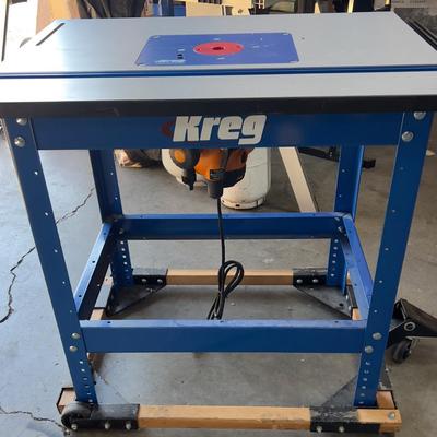 KREG Router Table with a TRITON Router ATTACHED