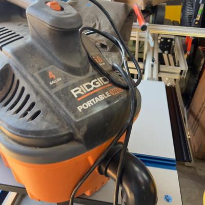 RIGID 4 Gallon Shop Vac