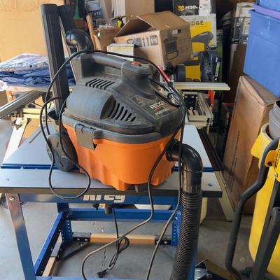 RIGID 4 Gallon Shop Vac