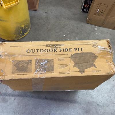 OUT DOOR Fire Pit with AMERICAN Flag DESIGN