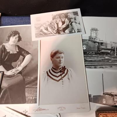 ANTIQUE PHOTOS