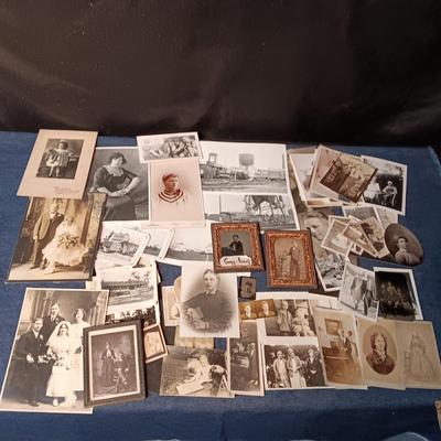 ANTIQUE PHOTOS
