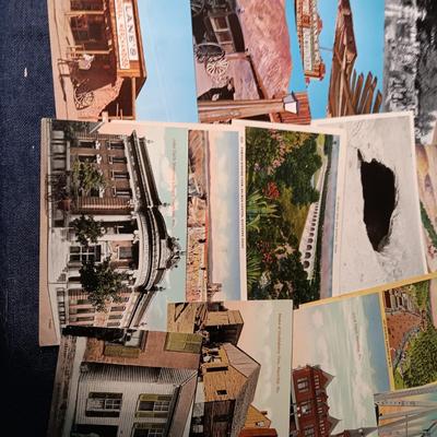 AN ASSORTMENT OF POST CARDS