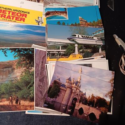 PACKS AND SINGLE POST CARDS