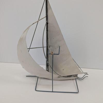 Metal Sailing Boat Decor