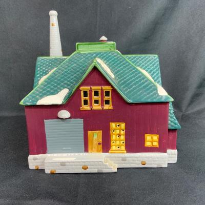 Lot 109 | Snow Village Factory