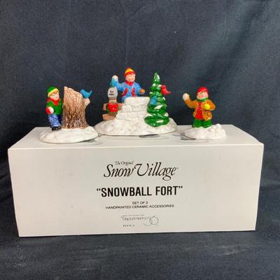 Lot 115 | Snowball Fort