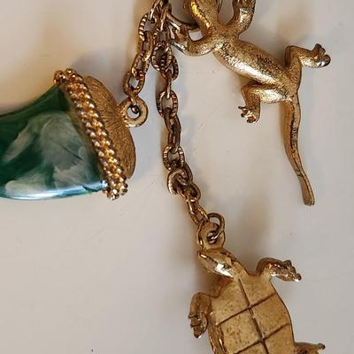 Jade Horn Dangle Thing