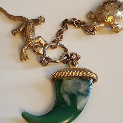Jade Horn Dangle Thing