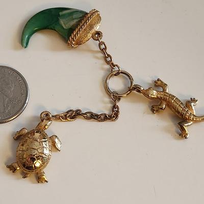 Jade Horn Dangle Thing