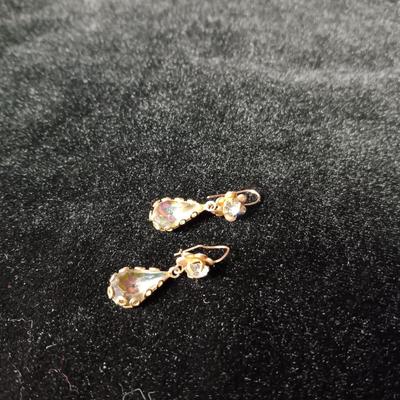GOLD-TONE AND FAUX PEARL COSTUME JEWELRY